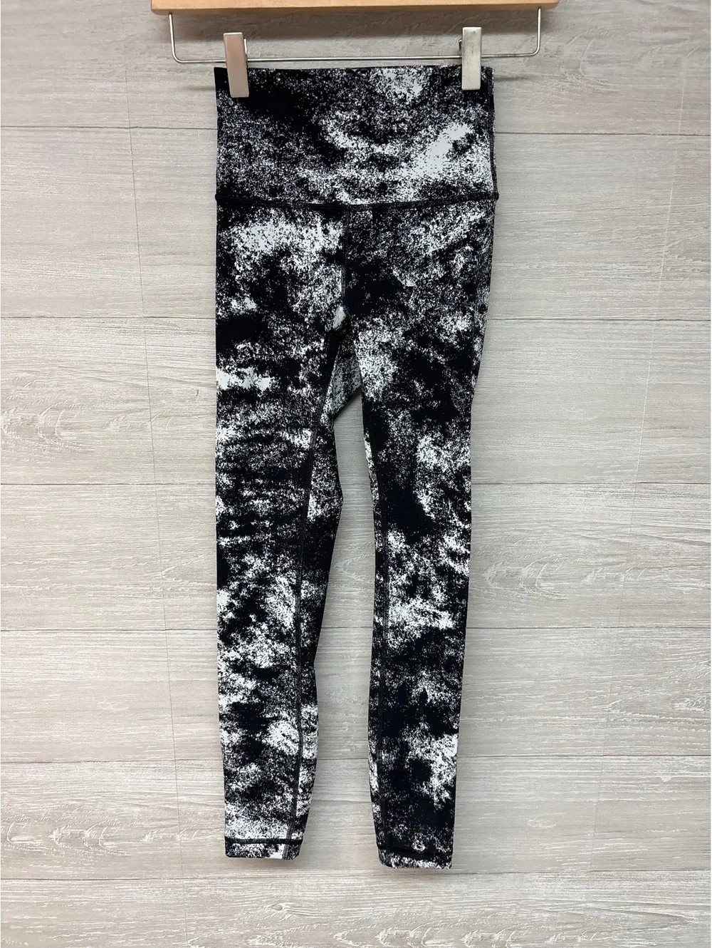 * | Lululemon | leggings. Size 2.